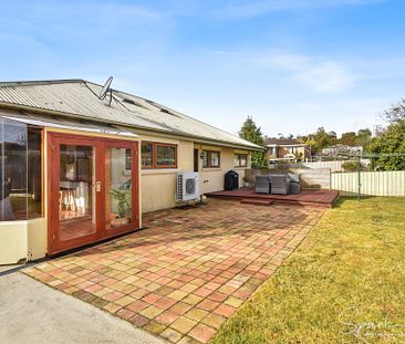 7 Clearview Avenue, TREVALLYN - Photo 5