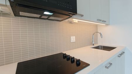 For Lease - 20 Soudan Avenue Unit# 2202, Toronto, Ontario - Photo 2