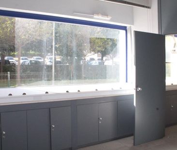 Sevilla, Andalusia 41020 - Photo 2