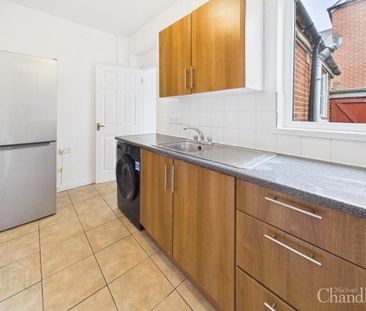 26 Ebor Parade, Belfast, BT12 6NS - Photo 6