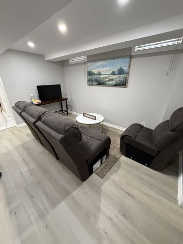 For Lease - 6760 Darcel Avenue Unit# Basement, Mississauga, Ontario - Photo 2