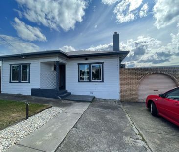 Newly Renovated Home in the Heart of Glenorchy - Photo 4