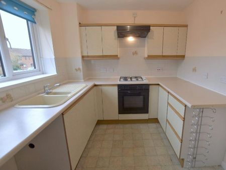 Town house to rent on - Photo 5