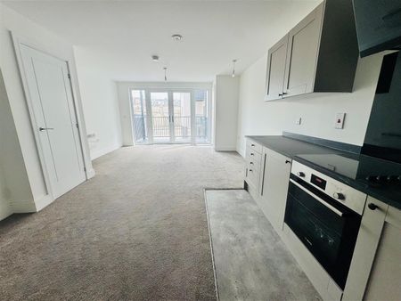 Flat 54, 4 Martin Court, Hastings, TN34 1EF - Photo 2