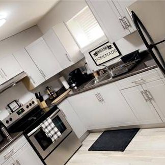 1 bedroom & 1 washroom basement for rent - Photo 3