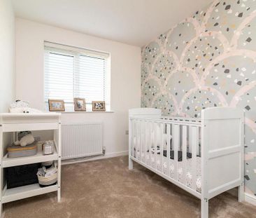 2 bedroom semi-detached house to rent - Photo 4