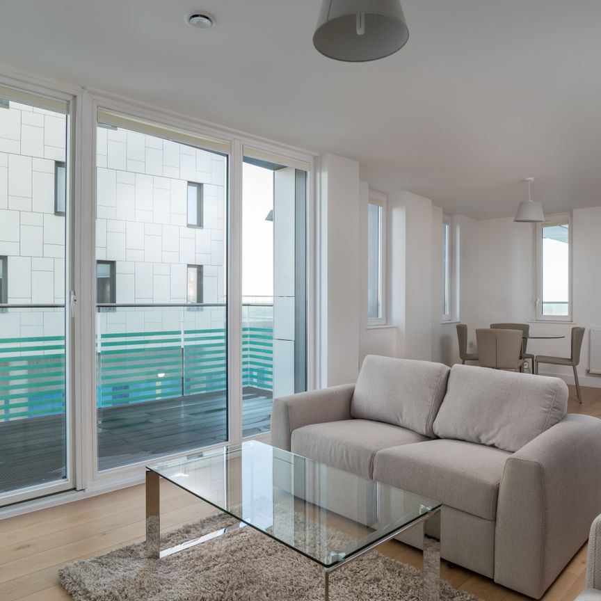 2 bedroom apartment to rent The Boardwalk, Brighton, BN2 - Photo 1