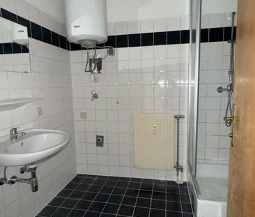 Gemütliche 2-Zimmer-Wohnung mit neu sanierter Küche und Balkon! - Photo 5