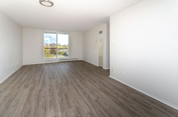 For Lease - 110 Forward Avenue Unit# 607, West Centre Town, Ontario - Photo 1