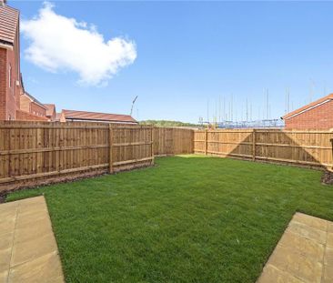 4 bedroom detached house to rent - Photo 5