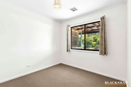 Charming Three Bedroom Home - Photo 3