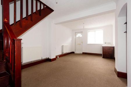 2 bedroom terraced house to rent - Photo 2