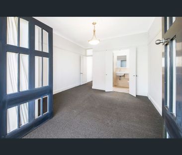 132 Blues Point Road, McMahons Point, NSW 2060 - Photo 6