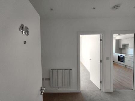 1 bedroom flat to rent - Photo 5