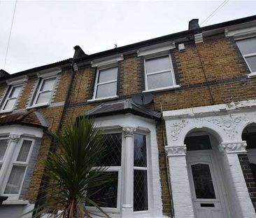 Dundee Road, London, SE25 - Photo 2