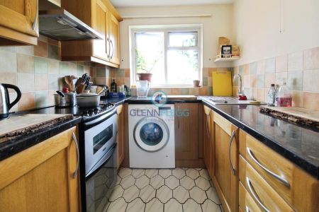 1 bedroom apartment to rent - Photo 5