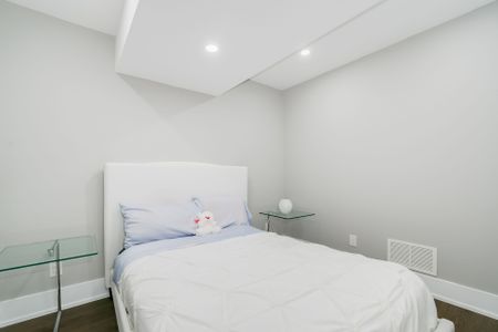 For Lease - 141 South Edgely Avenue Unit# LOWER, Toronto, Ontario - Photo 4