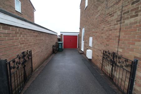 23 Allison Avenue, Swadlincote, Derbyshire DE11 9BS - Photo 5