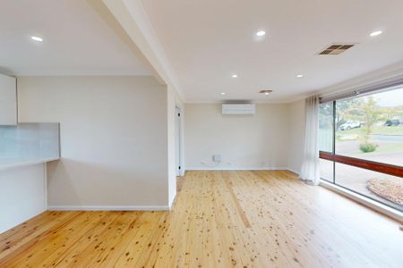 13 Stradbroke Avenue, Metford NSW 2323 - Photo 4