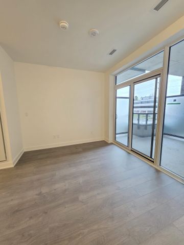 For Lease - 705 Davis Drive Unit# 312, Newmarket, Ontario - Photo 2