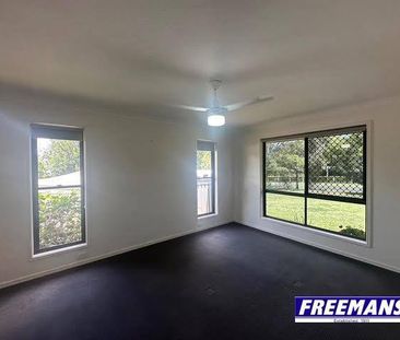 Quality 4 Bedroom Home - Photo 1