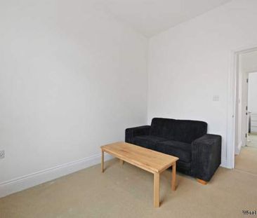 1 bedroom property to rent in London - Photo 2