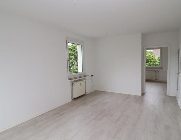 Sommer, Sonne und Balkonien! 3 Zimmer/Küche/ Bad - Foto 1