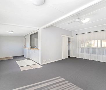 Cottage Home In Central Location - Photo 5