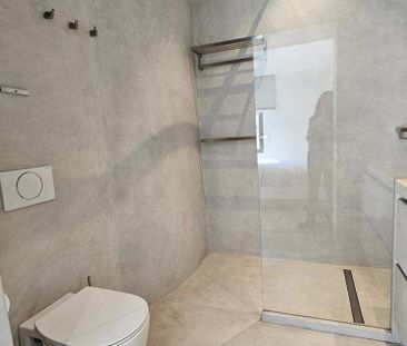 Appartement te huur in Brussel voor € 1.700 met 1 slaapkamer - Photo 2