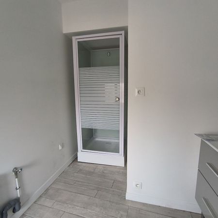 Appartement à louer - COUHE - Photo 4