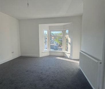 3 bed terraced house to rent in Church Street, Padiham, BB12 - Photo 1