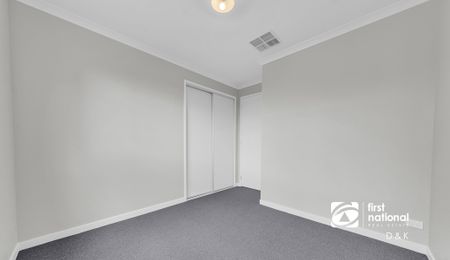 Modern Family Living in the Heart of Mount Atkinson Estate - Photo 5