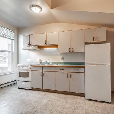 Grand Central - 1 Bedroom - Available February 1st - Photo 1