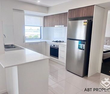 Fully Furnished & Fully Airconditioned 2 Bedroom Apartment at Garden City Hub! - Photo 6