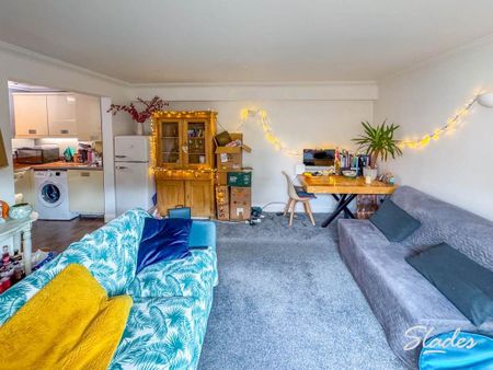 1 bedroom flat to rent - Photo 5