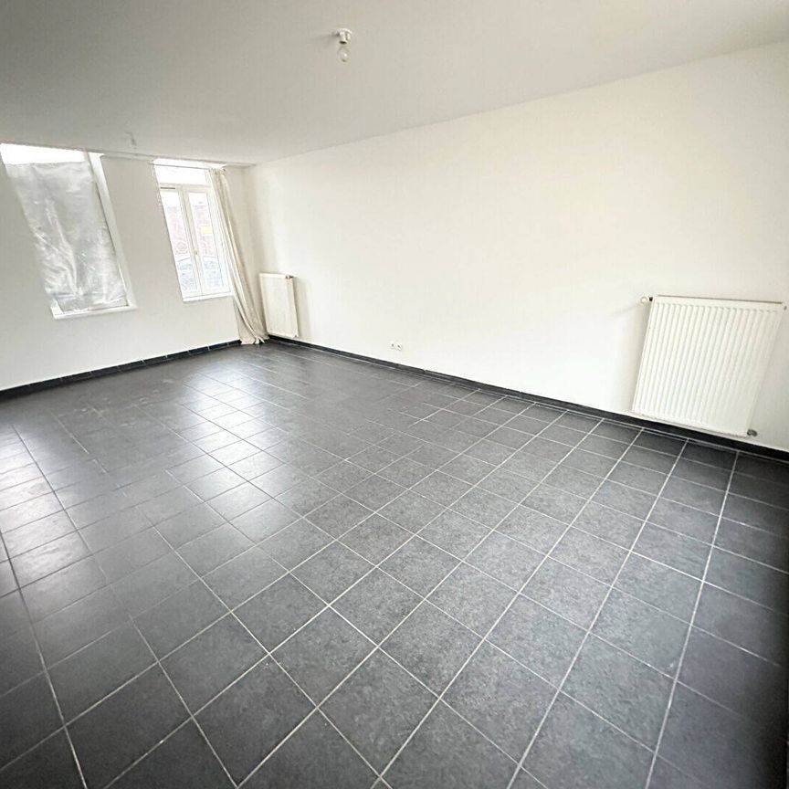 Location maison 7 pièces 160.27 m² à Roubaix (59100) - Photo 1