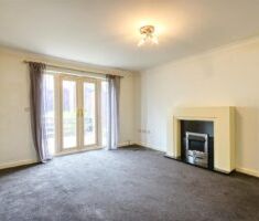 2 BEDROOM House - Mid Town House - Photo 1