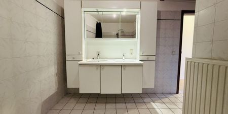 Appartement te huur in Sint-Truiden voor € 900 met 3 slaapkamers - Photo 3
