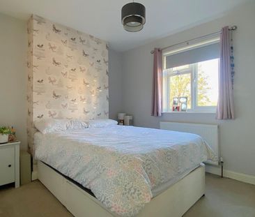 2 bedroom House To Let Total Size: 603 SQ FT - Photo 3