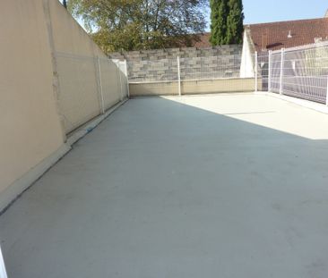 Location Appartement 2 pièces 74m² MONTMORILLON 86500 - Photo 4