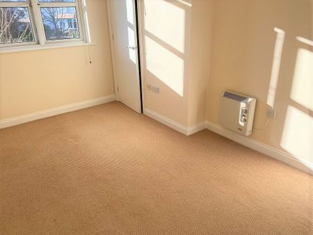 Rodley Lane - Photo 4