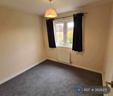 3 bedroom detached house to rent - Photo 2