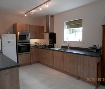 Price £1,250 pcm - Available 09/01/2026 - Unfurnished - Photo 1