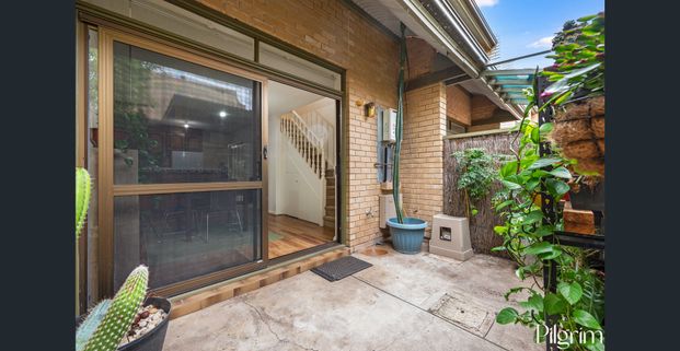 Secure & Superb Location - The Perfect North Adelaide Townhouse Home - Photo 1