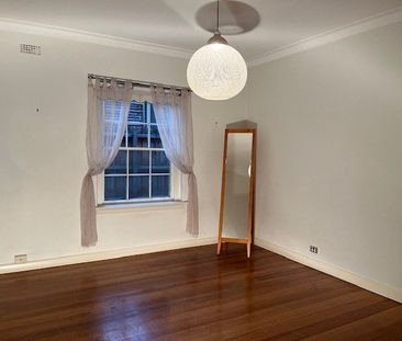 Ground floor and at the rear of the block - Photo 6