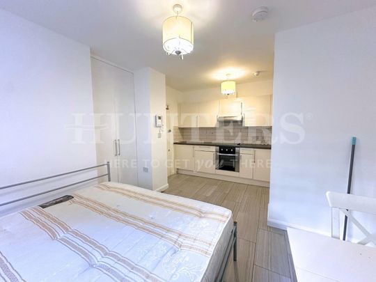 1 bedroom Flat To Let Total Size: 205 SQ FT - Photo 1