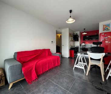 Location Appartement 2 pièces 41m² GRENOBLE 38000 - Photo 2