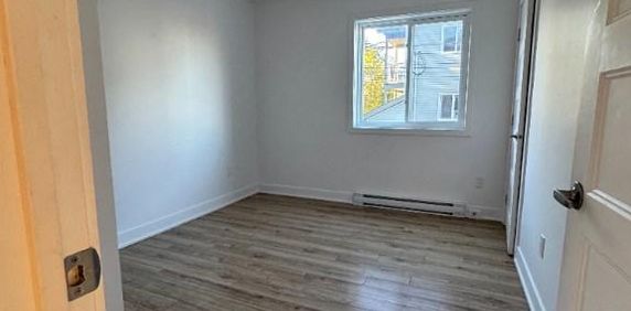 Superbe 4 ½ en promo – + Internet inclus - Photo 2