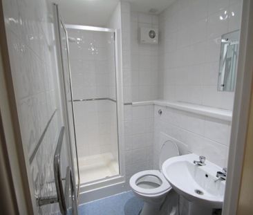 Studio to rent - Photo 6