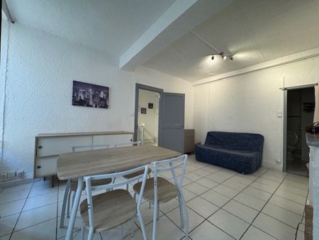 Location Appartement 1 pièce 31m² CARCASSONNE 11000 - Photo 2